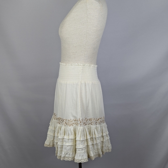 Secret Mission Amie Mini Skirt Embroidered Ruffled Smocked Organic Creme M NWT - Picture 8 of 16